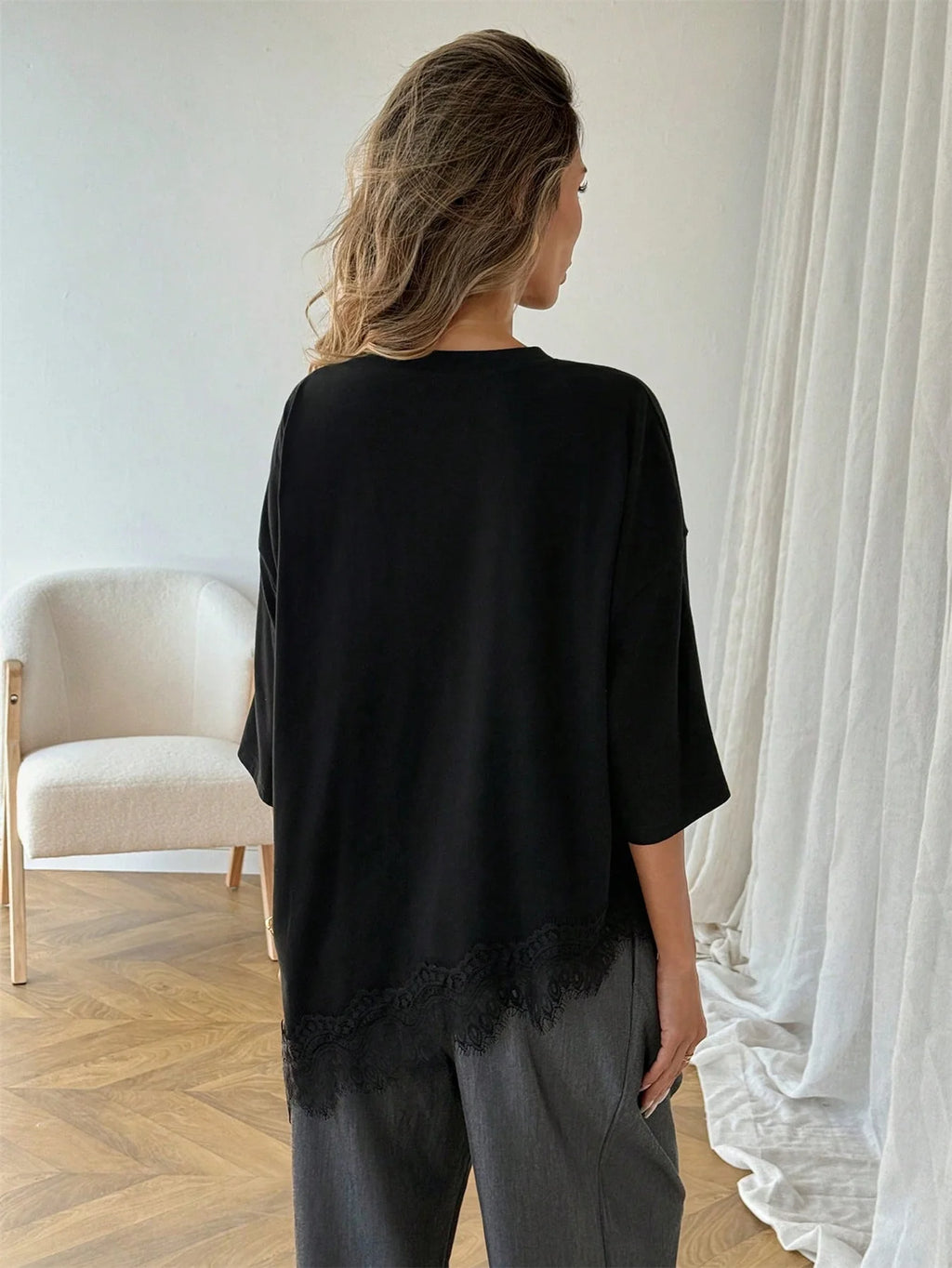 T-shirt Ample Femme Imprimé Léopard – Volants & Lacets | Aeva Été 2026