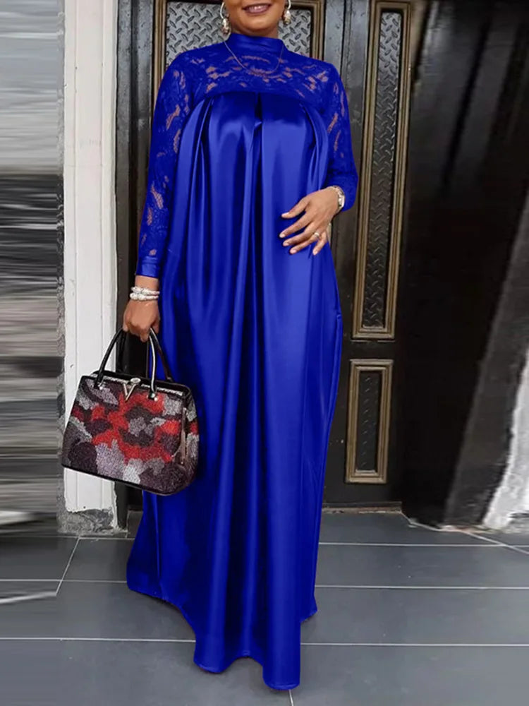 Robe Élégante en Satin et Détails Dentelle